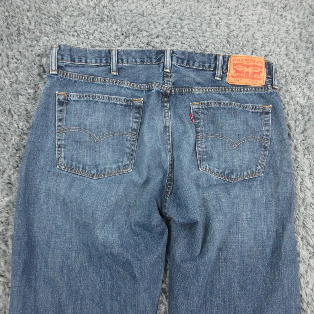 Levis 514 Jeans Mens 38x32 Blue Straight Leg Denim Medium Wash Classic 37x31*